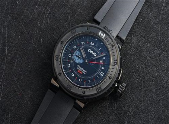 豪利時（Oris）Divers 65計時碼表