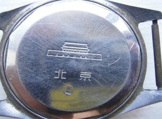 北京腕表進(jìn)水處理方法